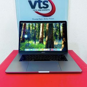 MacBook Pro 2018 15" Core i7 32Gb 512Gb