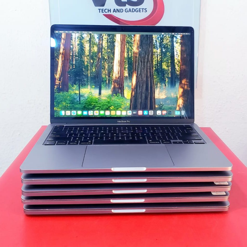 MacBook Pro 2022 M2 8Gb 512Gb